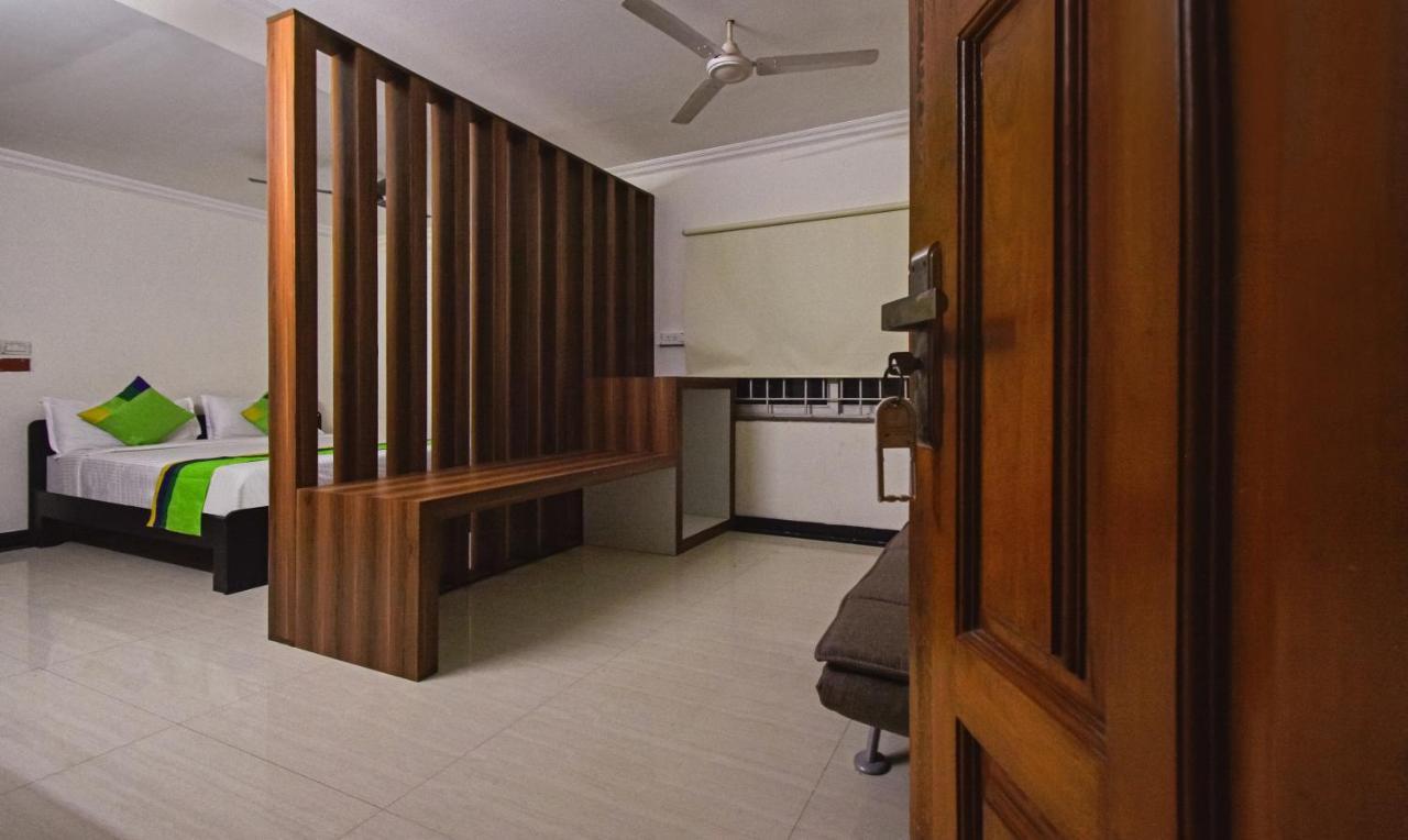 Отель Treebo Samhaar Residency Thoraipakkam Ченнаи Экстерьер фото